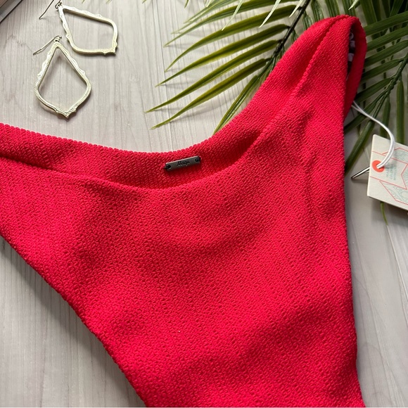 Maaji 🍒 Reversible Bikini Bottom - Picture 6 of 8